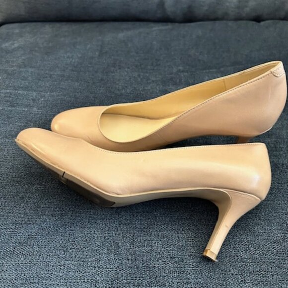 Look fabulous in Nine West heels - Picture 1 of 3